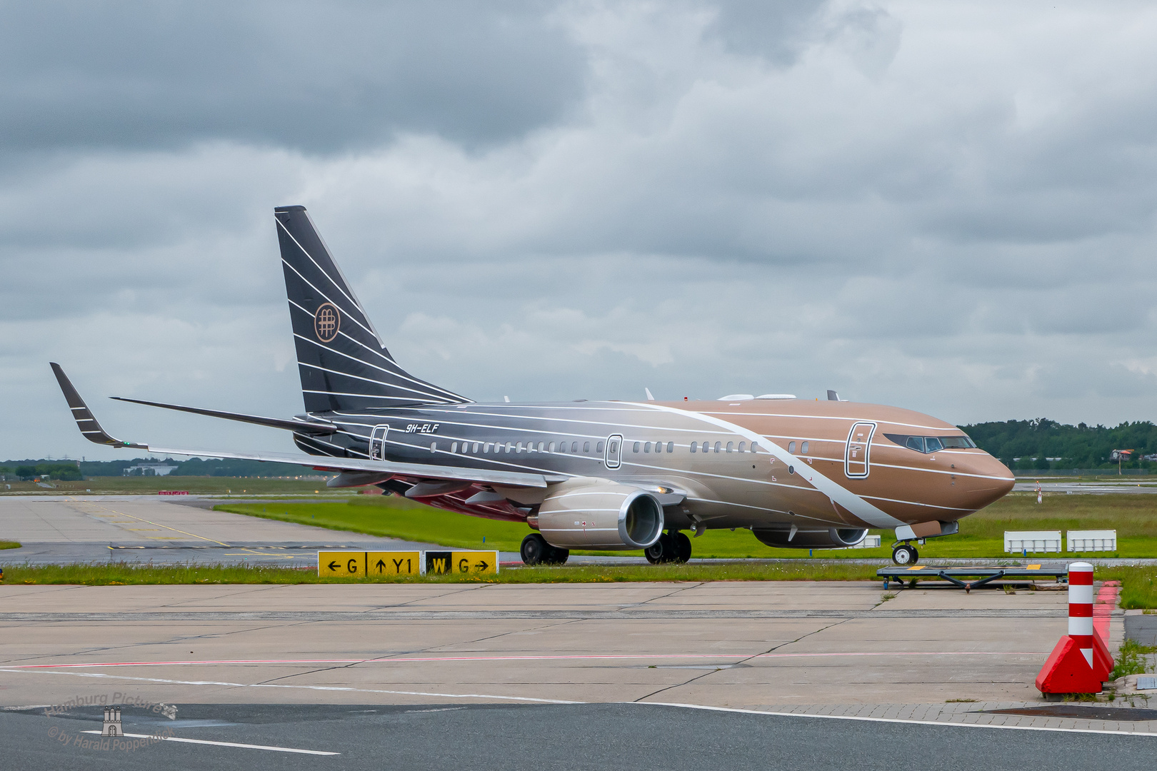 9H-ELF - X Charter - Boeing B737-700 BBJ