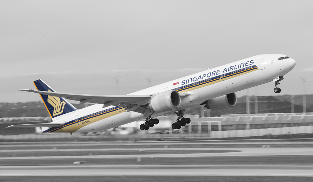 9V-SWK - Singapore Airlines - Boeing 777