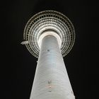 9x rot - Berliner Fernsehturm II