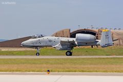 A-10 Thunderbolt II - winkewinke