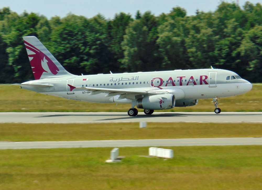 A 319 A7-HHJ, Qatar Airways