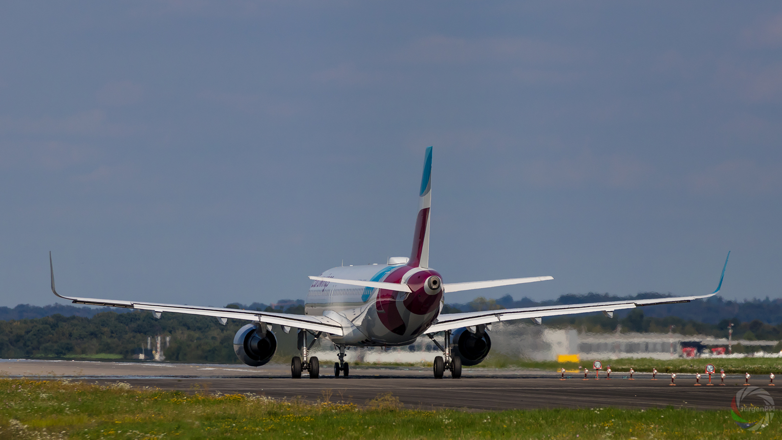 A 320 auf der Startbahn