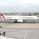 A 330-200 Emirates