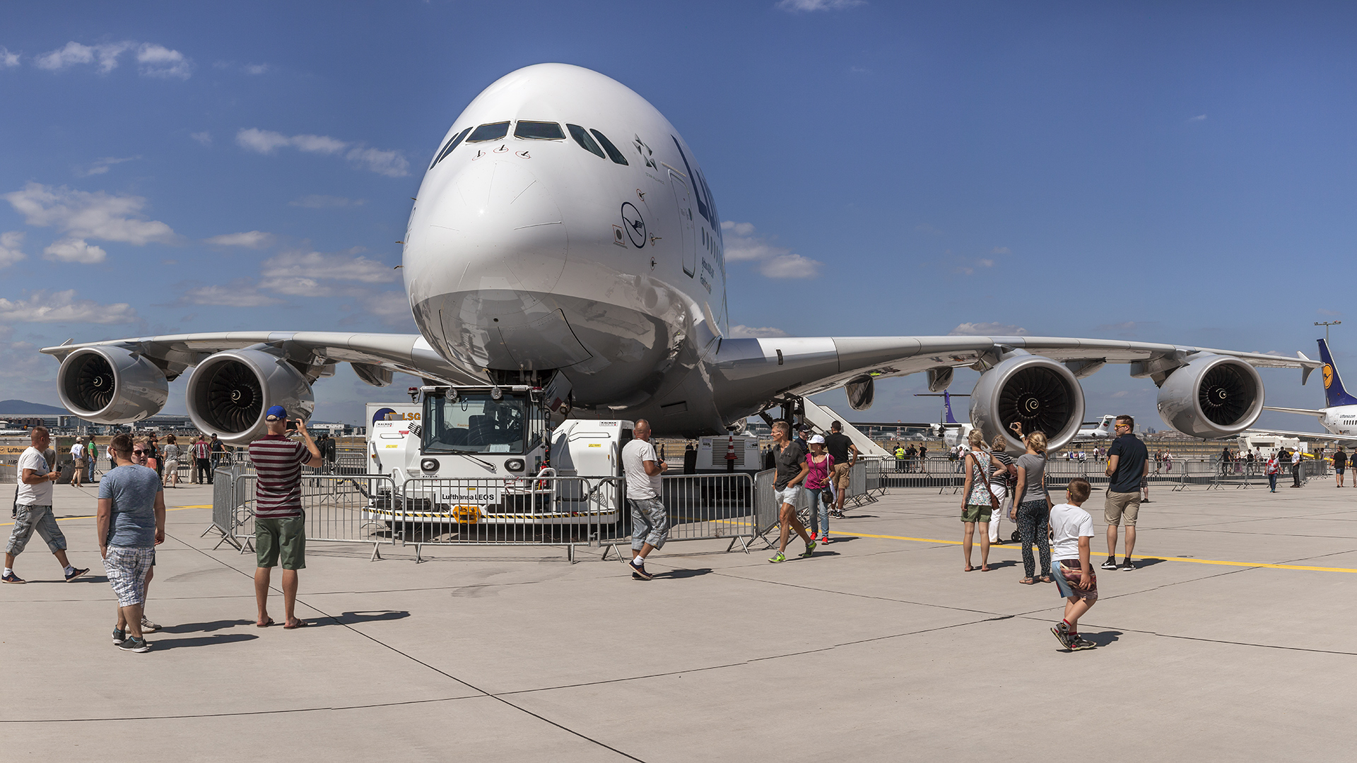A 380 (3) Foto & Bild airbus, flugzeug, flughafen Bilder auf