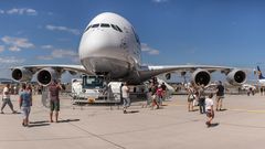 A 380 (3)