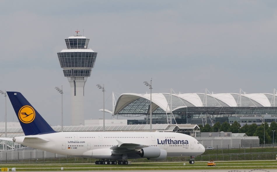 A 380-800 rollt zum Start