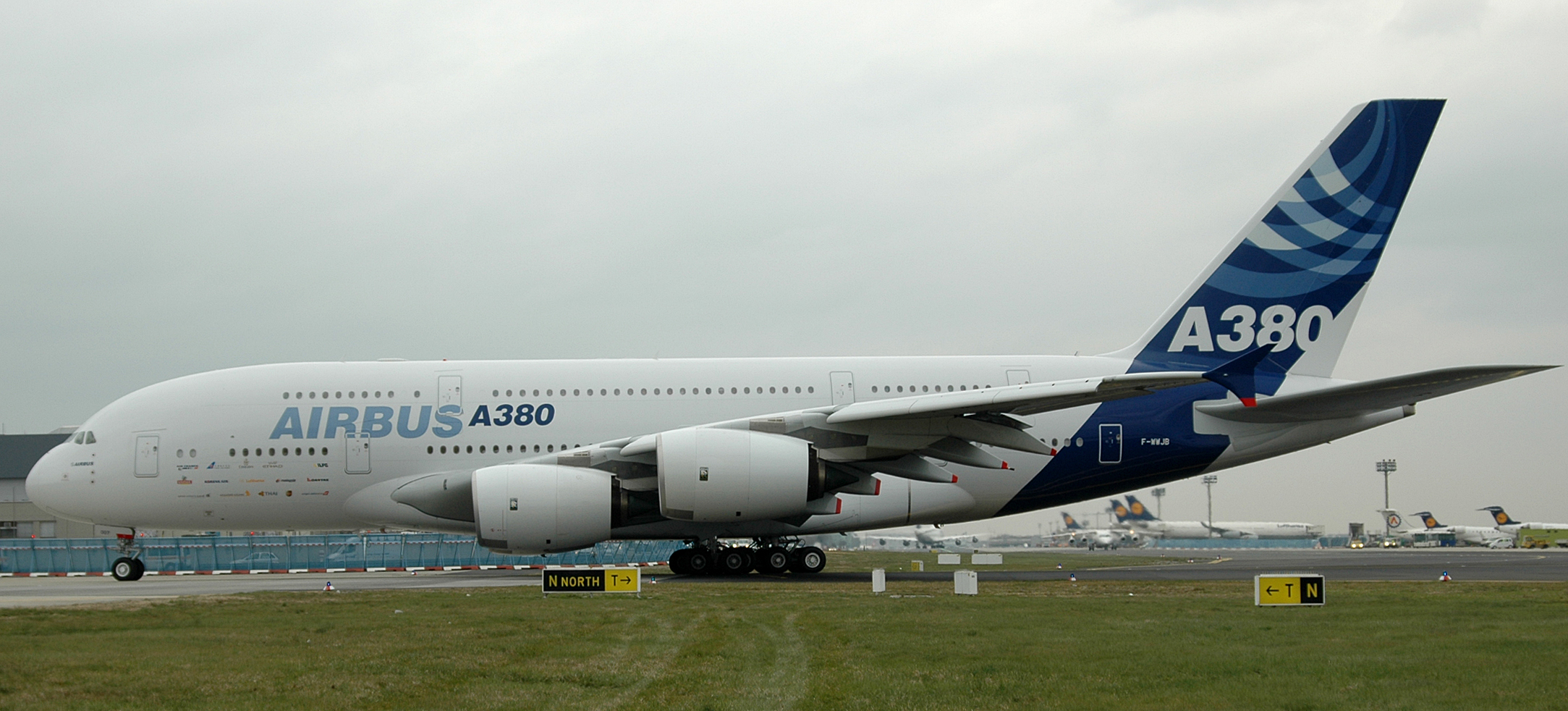 A-380, Airbus, Flughafen Frankfurt, frankfurt airport,F-WWJP, MSN0007, Rollvorgang, apron
