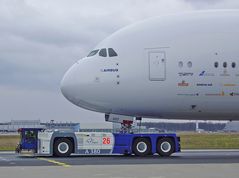 A-380, Airbus, Flughafen Frankfurt, frankfurt airport,F-WWJP, MSN0007, Schleppvorgang