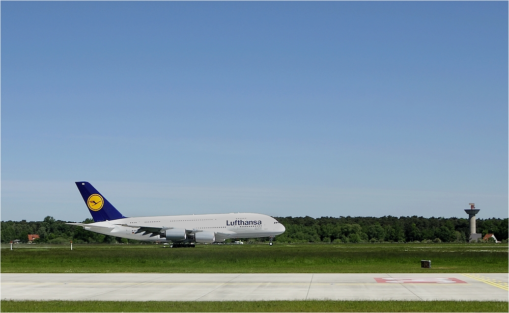 A 380 D-AIMA # 6