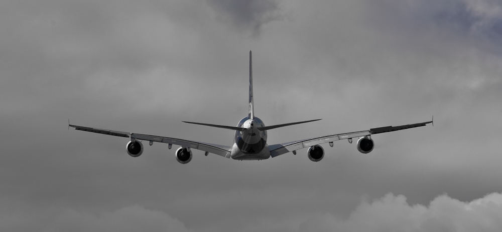 A 380 fliegt weg