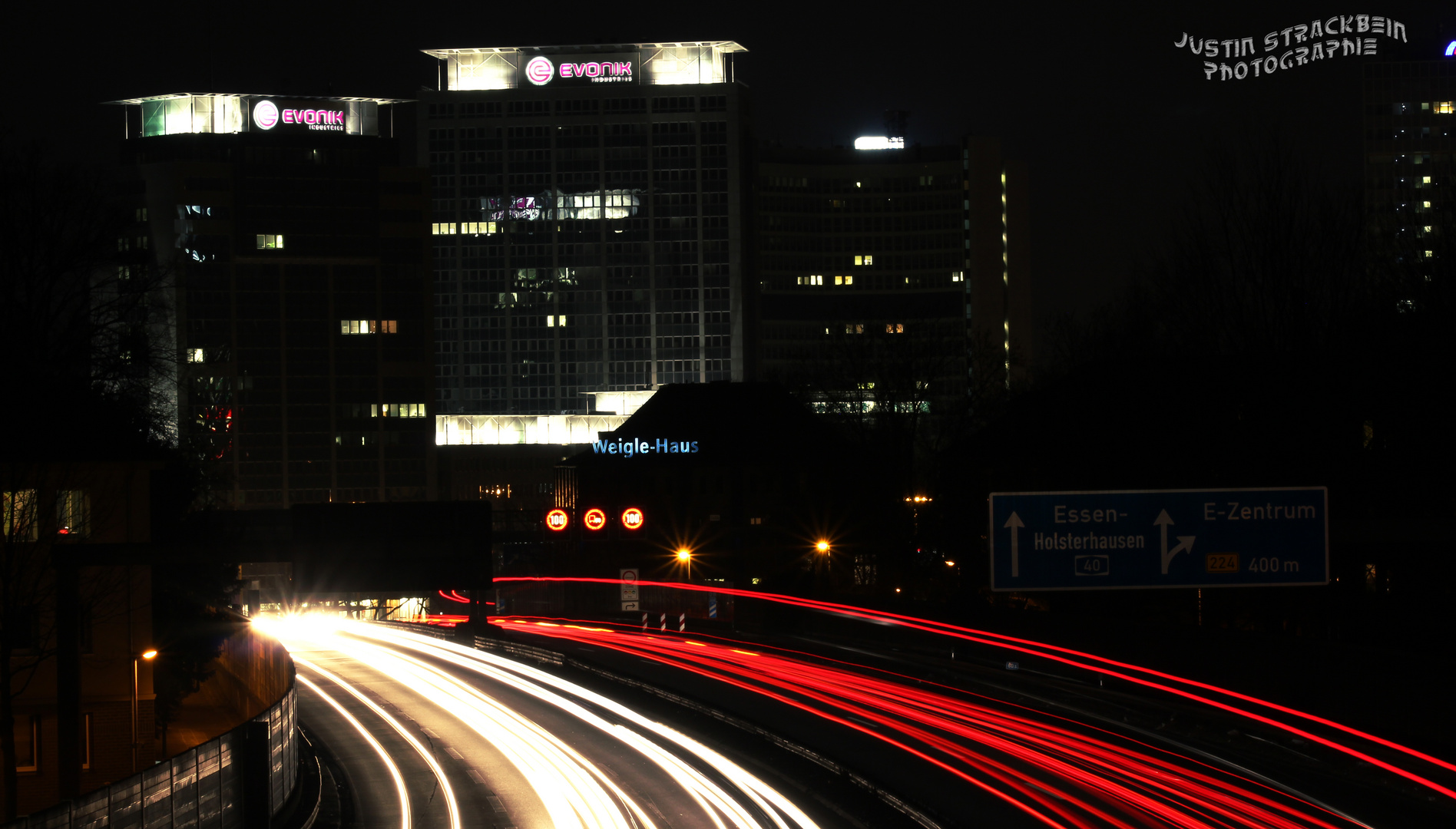 A 40 bei Nacht