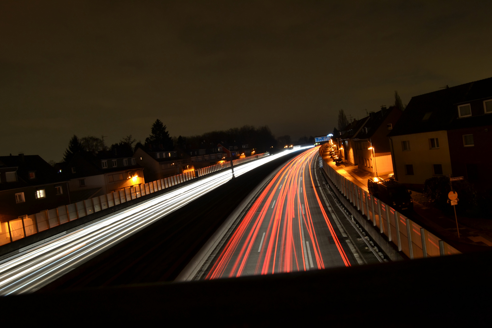 A 40 BEI NACHT