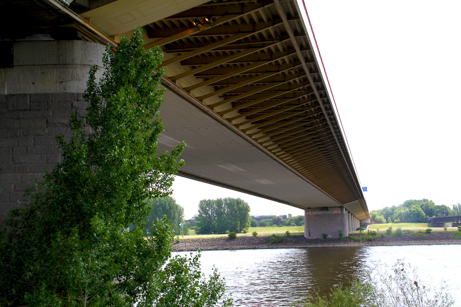 A 42 Rheinbrücke !