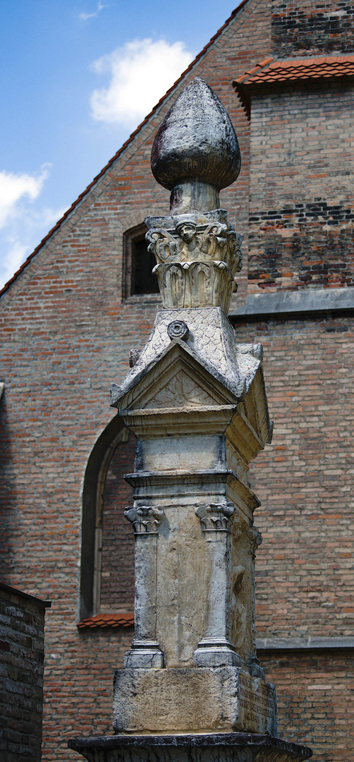 A Augsburg DOM Archivat 21D_0387