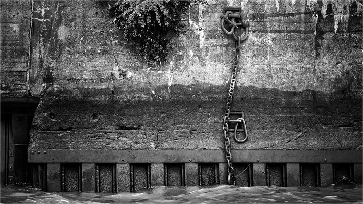 A B L A U F E N D E S . W A S S E R