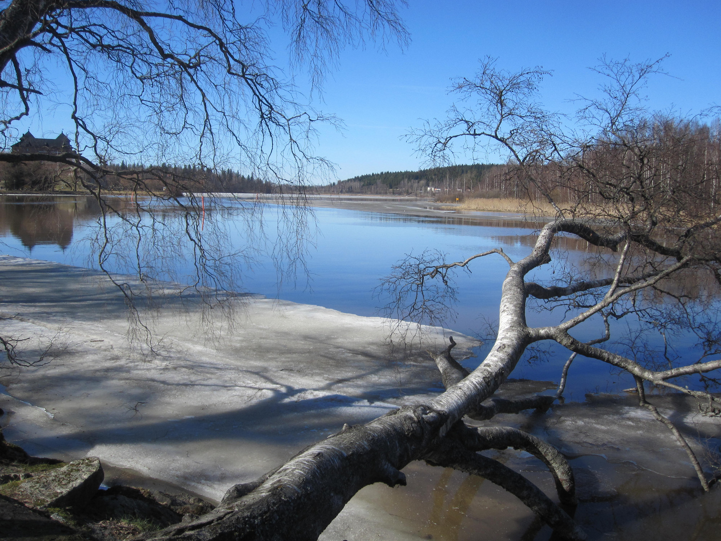 A beautiful day at Häme Castle