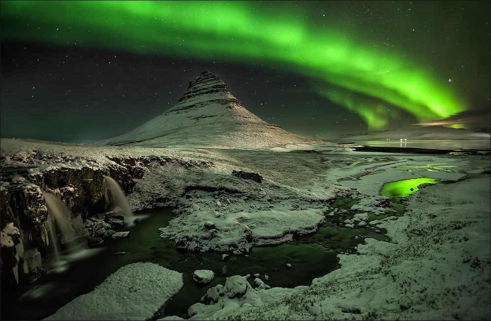 [ _að brenna upp // Kirkjufell]