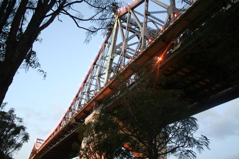 A brisbane bridge