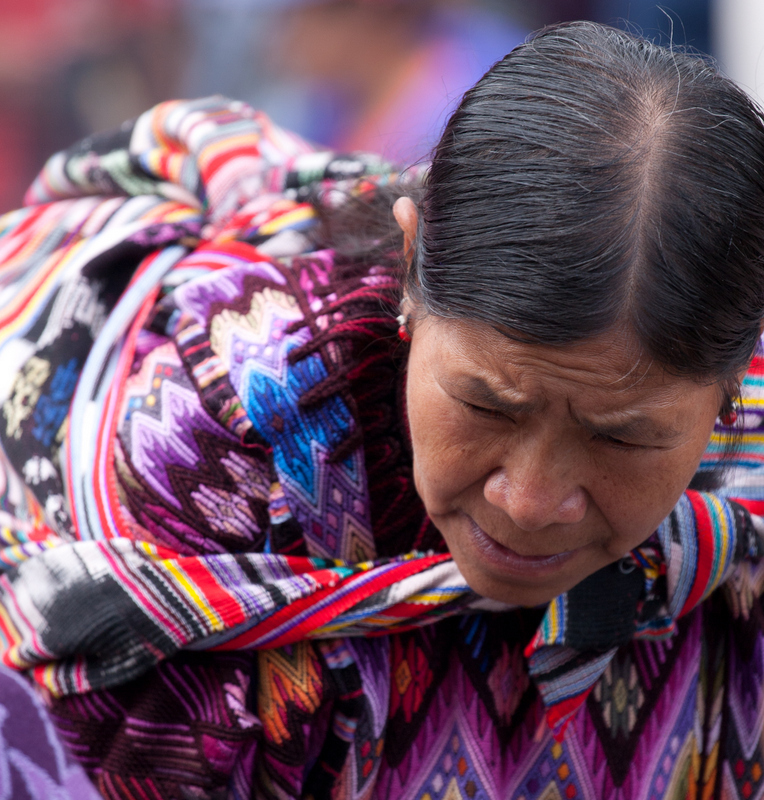 a Chichicastenango..una donna...raccontava...