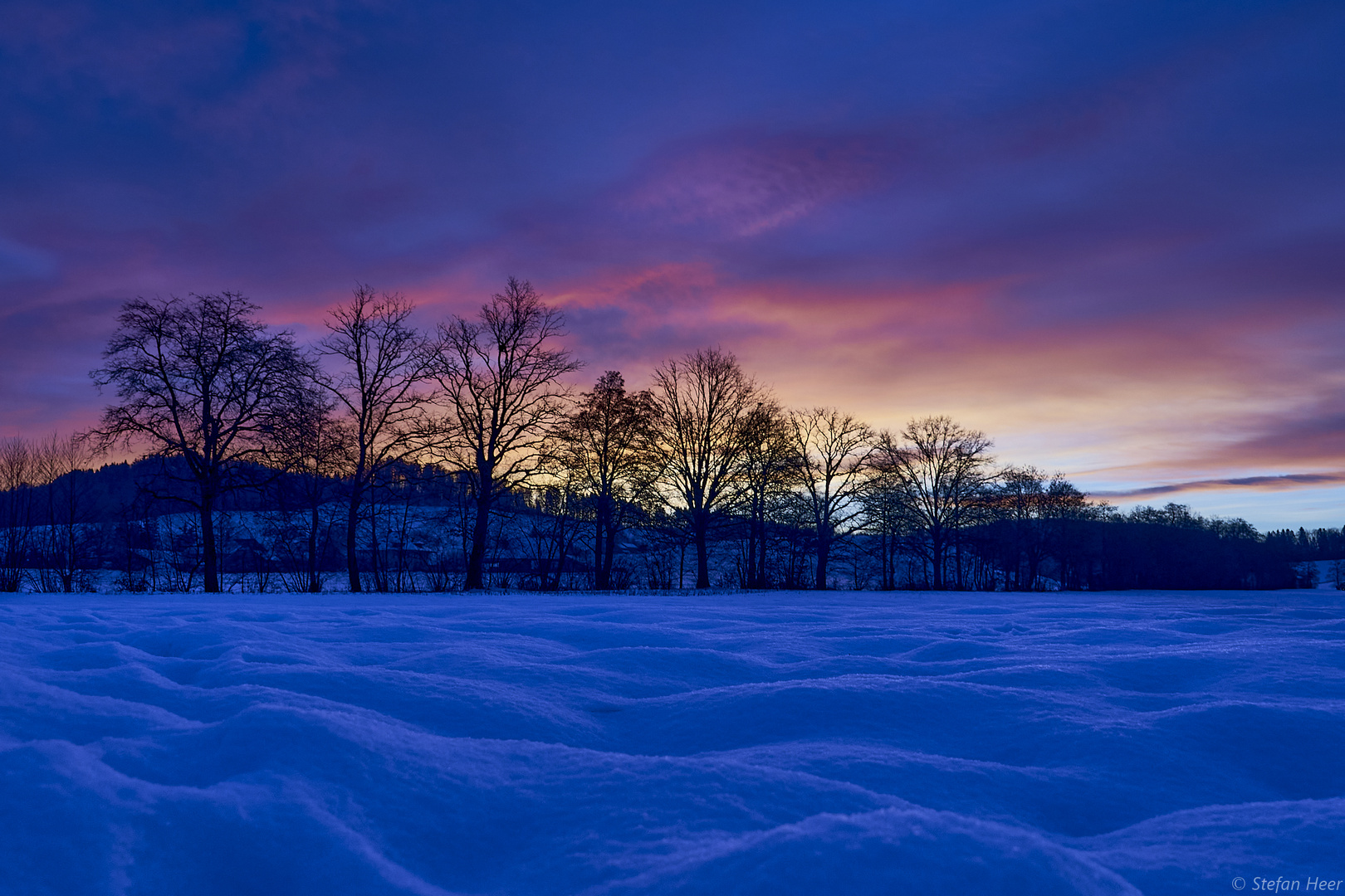 A cold Sunrise in the countryside