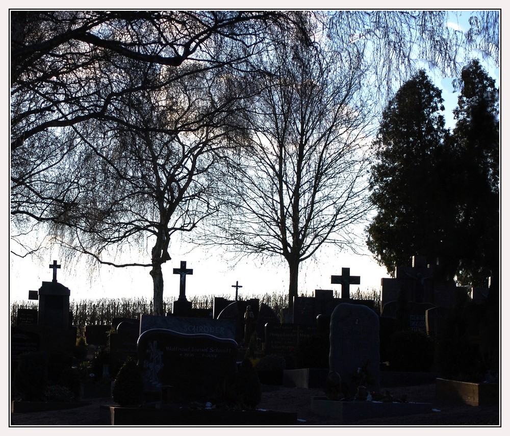 A Country Churchyard