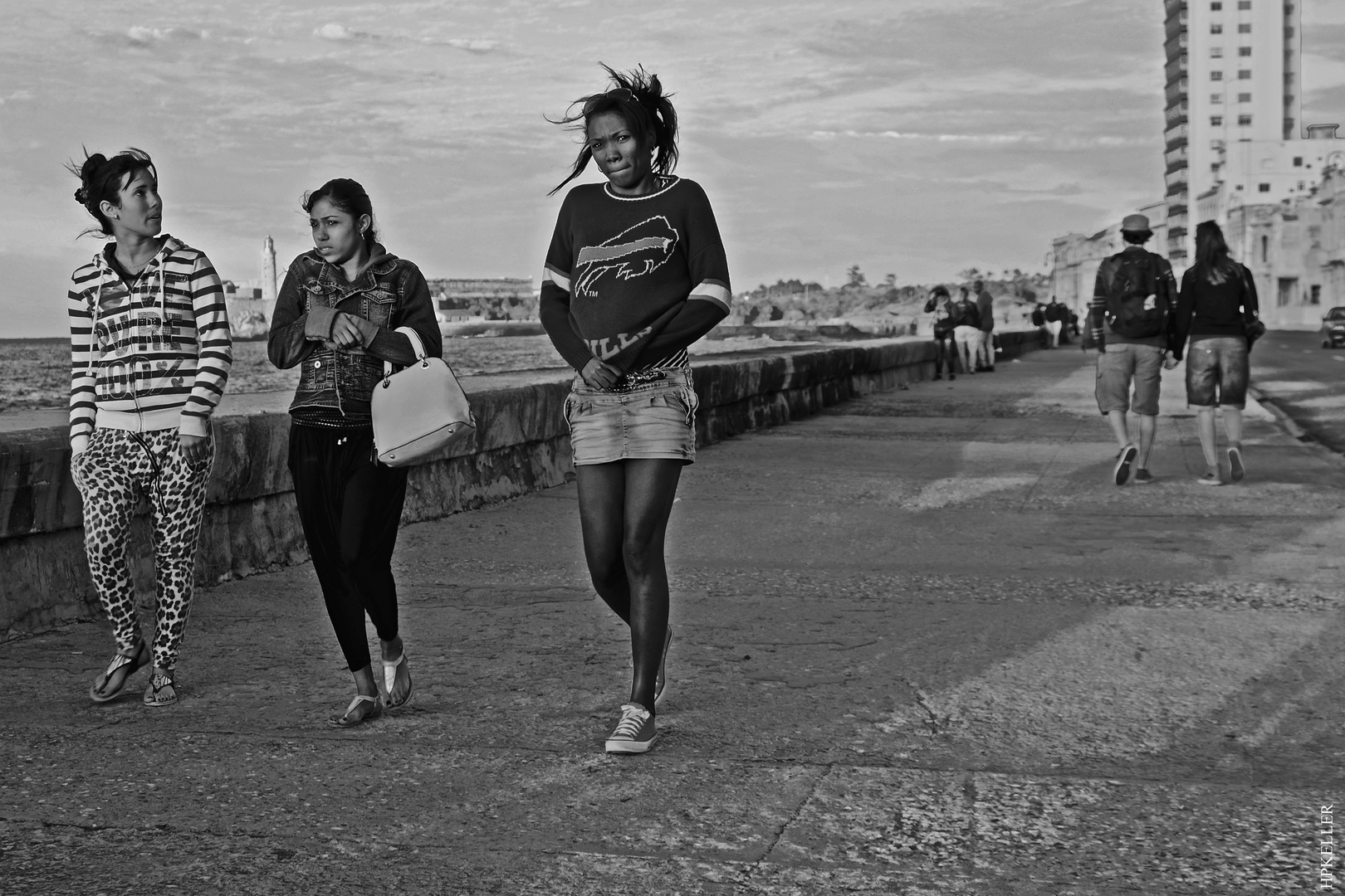 A few weeks ago in Havanna, ...cold evening at Malecon.