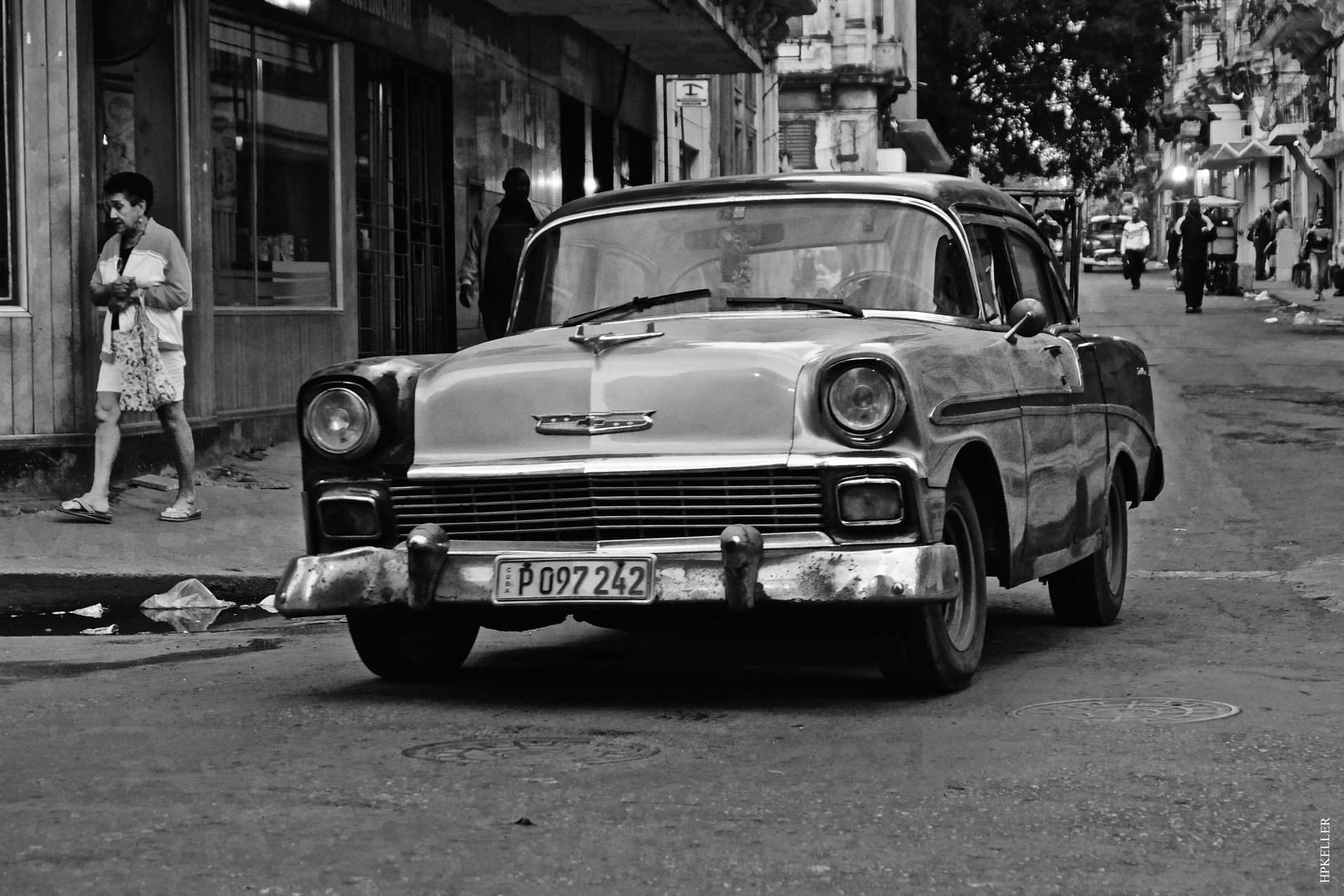 A few weeks ago in Havanna, ...gloss and rubbish are the daily life.