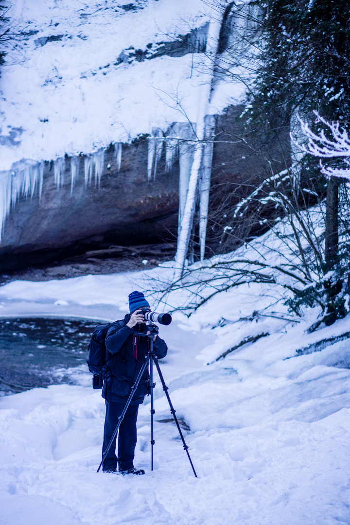 a funny photograph in the snow 