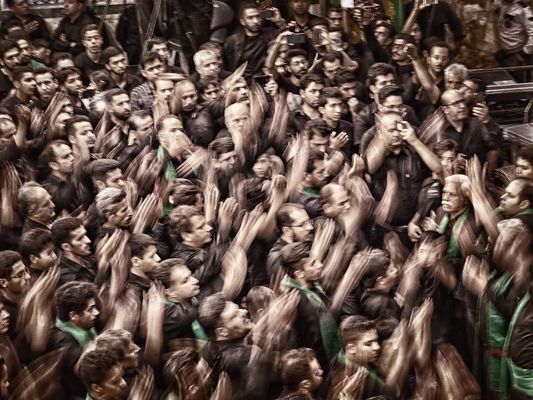 ....a furor di popolo....