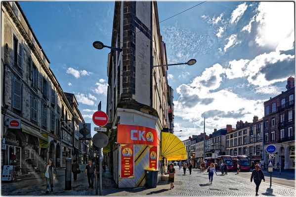 „ à gauche ou à droite “