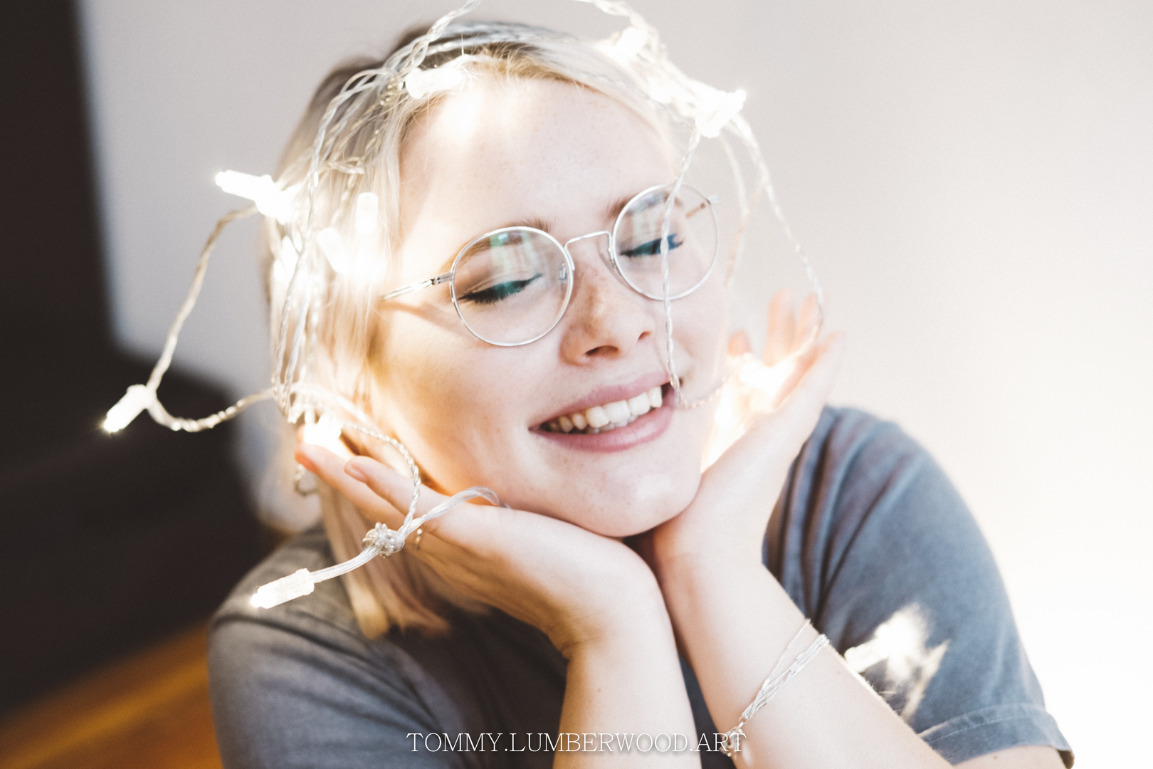 A girl and her fairy lights 