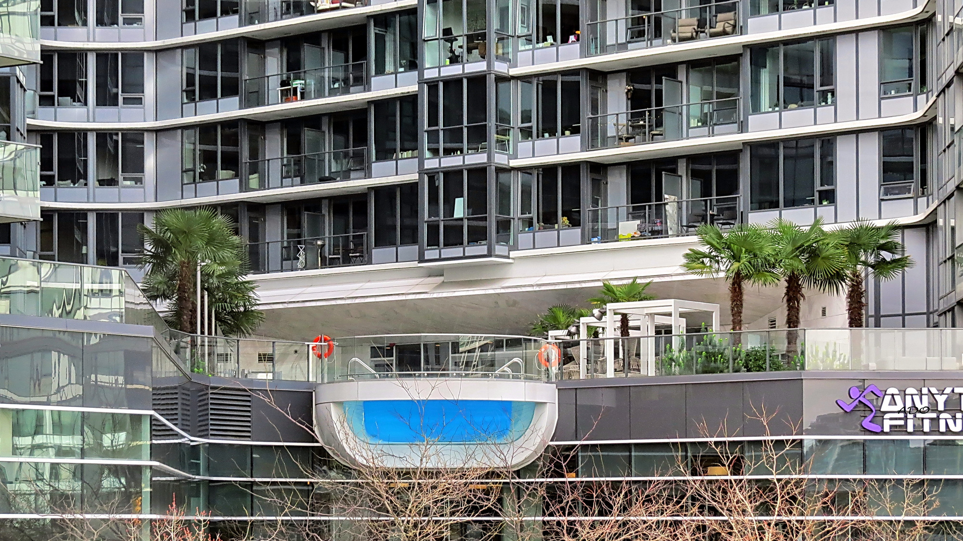 A Glimpse of Vancouver - the Swimming Pool