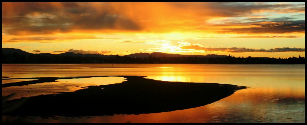 a golden evening on the Bay