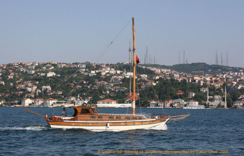 A gulet while running on Bosphorus