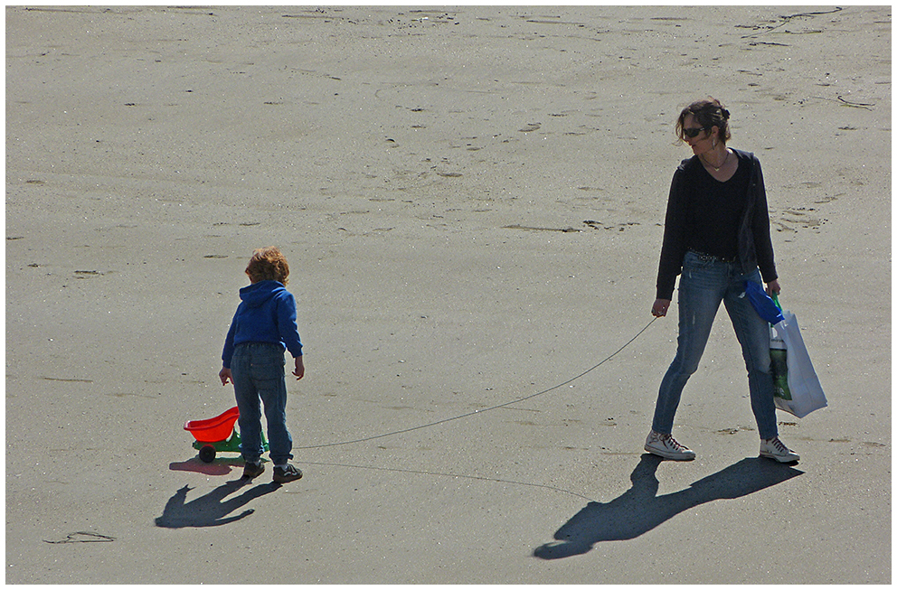 à la plage avec maman