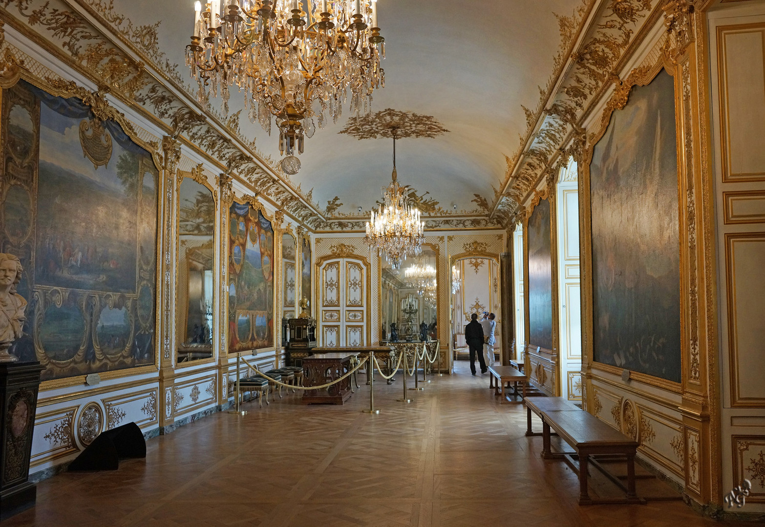 A l'intérieur du château