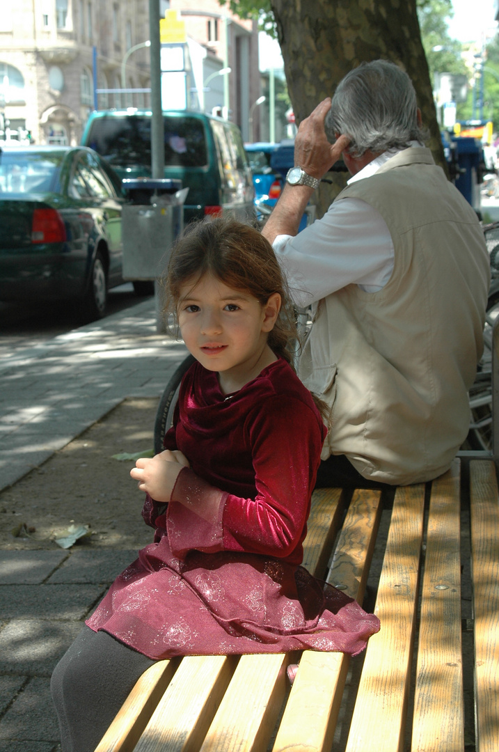 a little girl in Offenbach