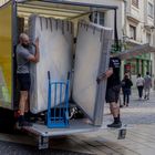 à livrer des matelas toute la journée on doit bien dormir la nuit