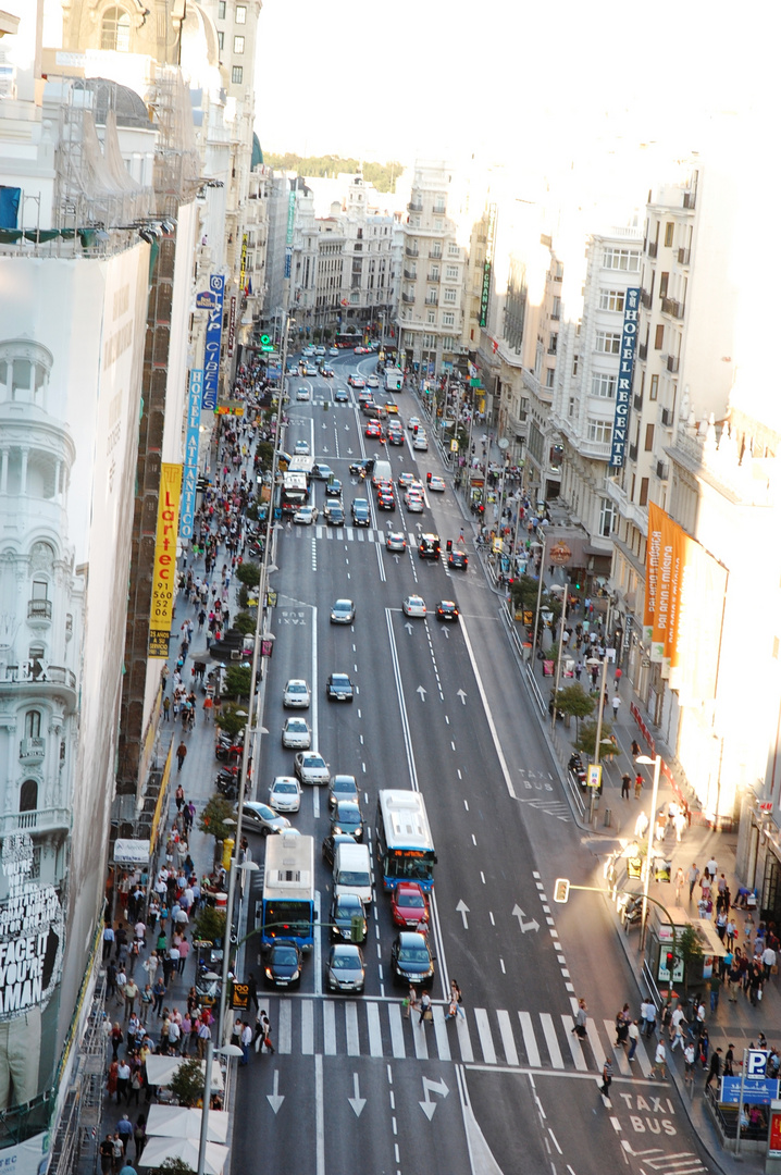 A LO ALTO DE LA GRAN VIA