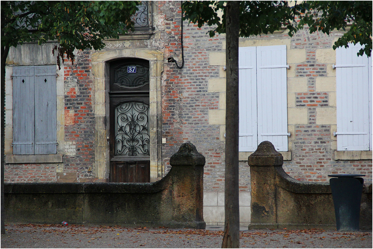 à MOULINS