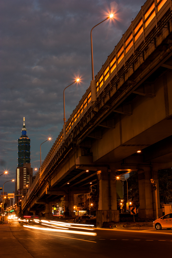 A night traffic