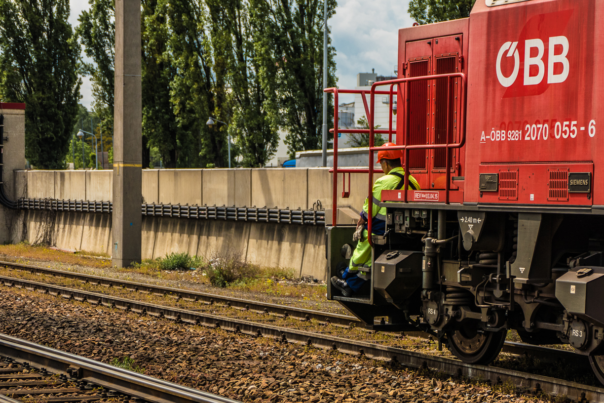 A-ÖBB 9281   2070 055-6 im Verschub