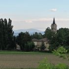 A passeggio con il mio personal traning sull'argine del Parma: le montagne in lontananza