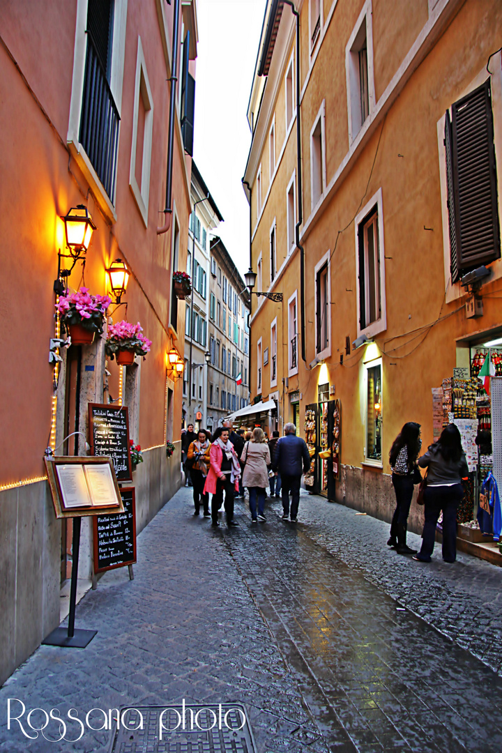 A passeggio per le strade di Roma