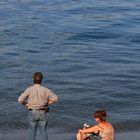 a piedi nudi... nel lago!