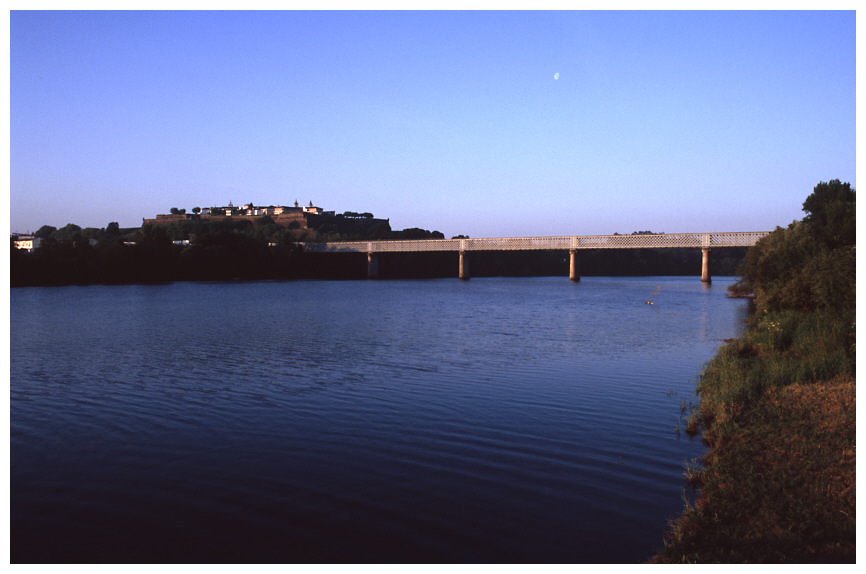 A ponte da Amizade (Caminho Português, 7)