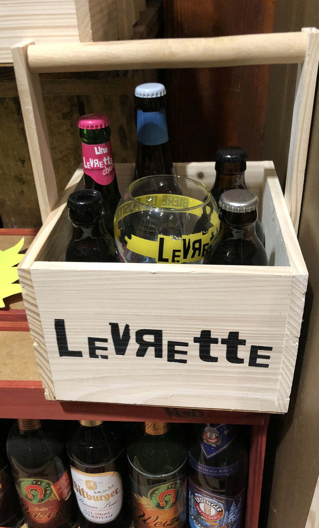 a qui le tour pour la petite levrette ? 