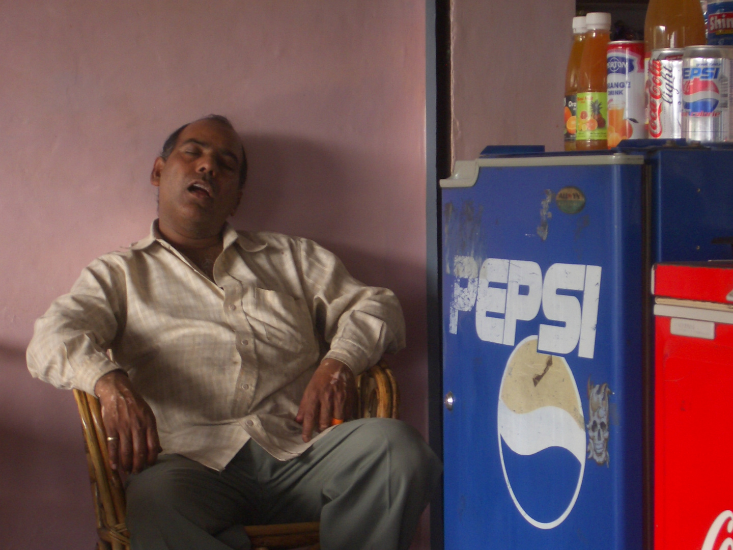 A quick nap during work, Rishikesh - India