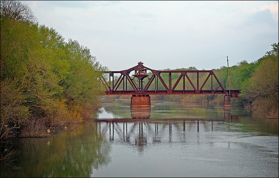 A Revolving Railway Trestle.......