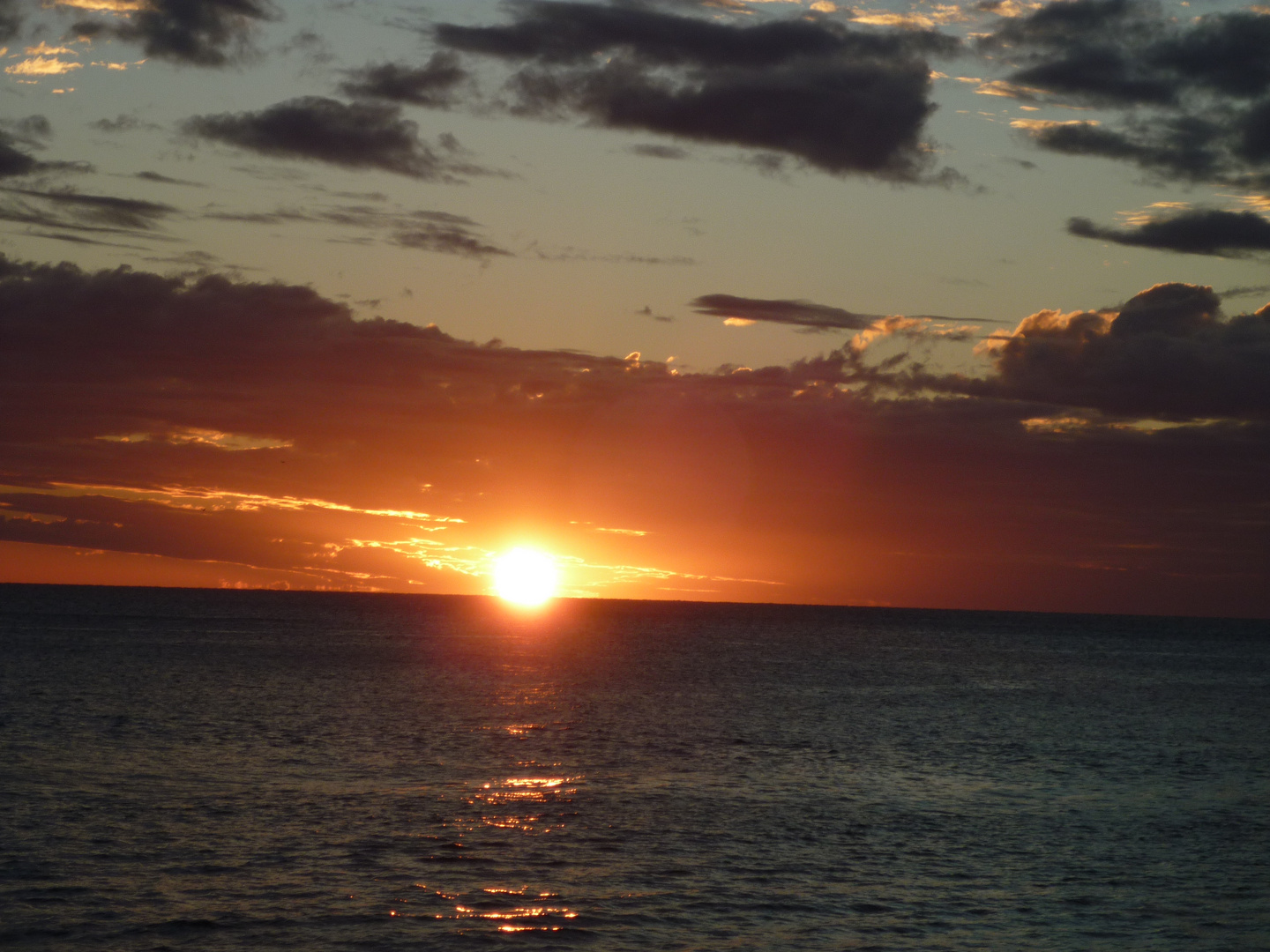 A sun dawn during sea cruise